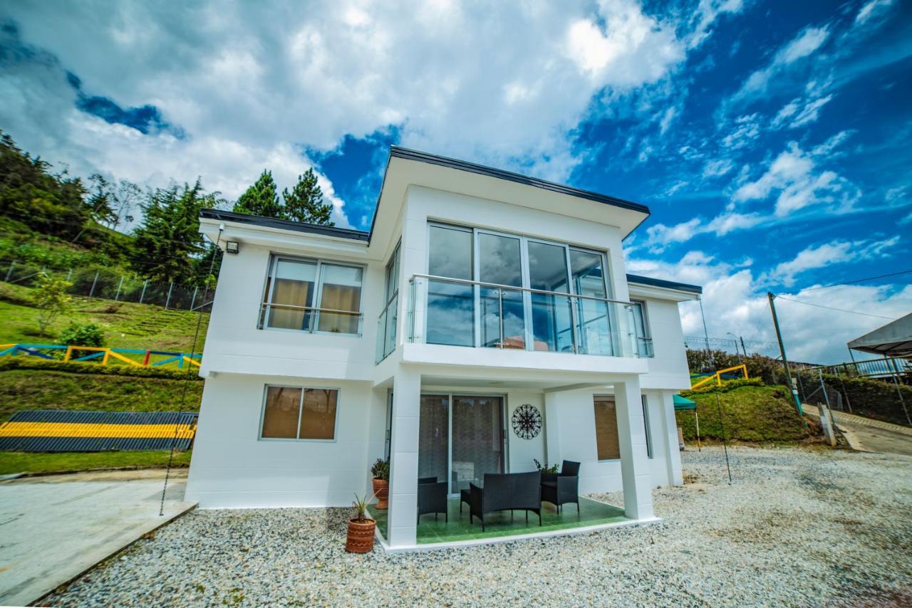 Hotel Aguas Abiertas Guatapé 外观 照片