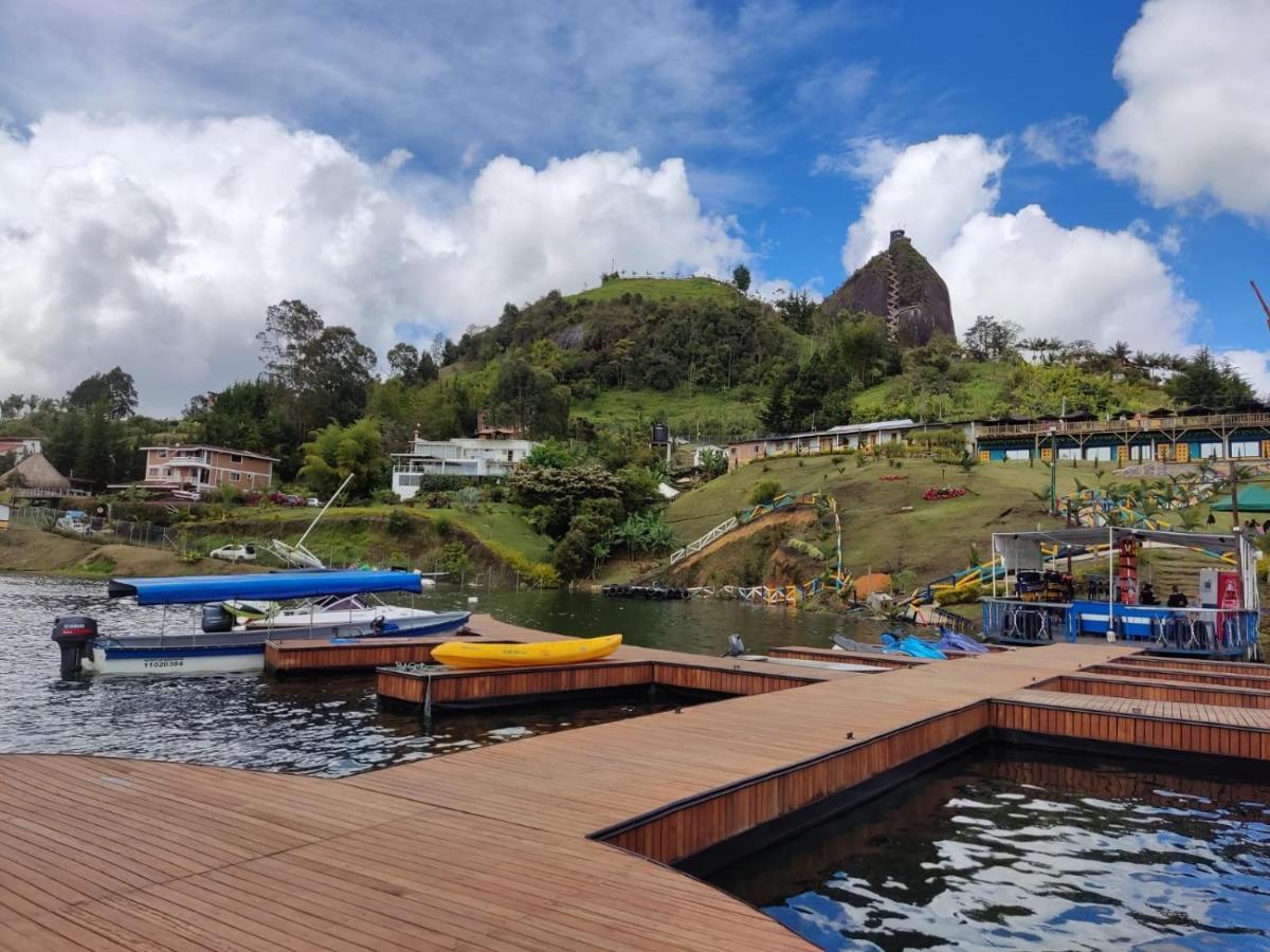 Hotel Aguas Abiertas Guatapé 外观 照片