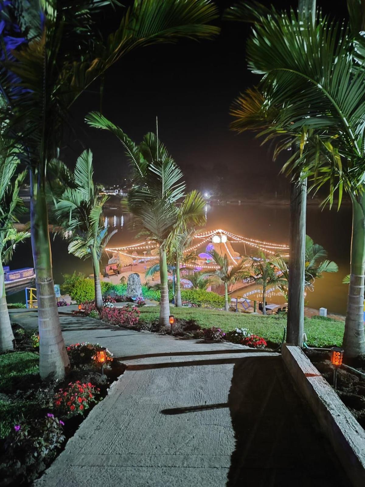 Hotel Aguas Abiertas Guatapé 外观 照片