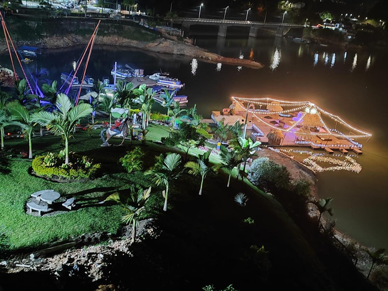 Hotel Aguas Abiertas Guatapé 外观 照片