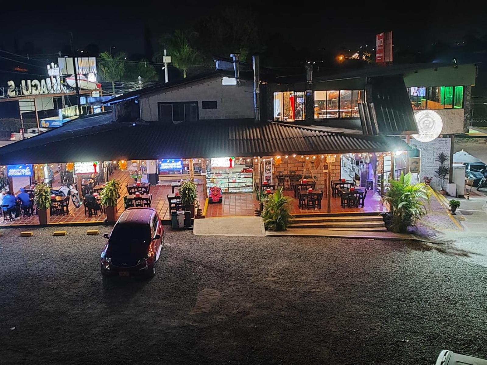 Hotel Aguas Abiertas Guatapé 外观 照片