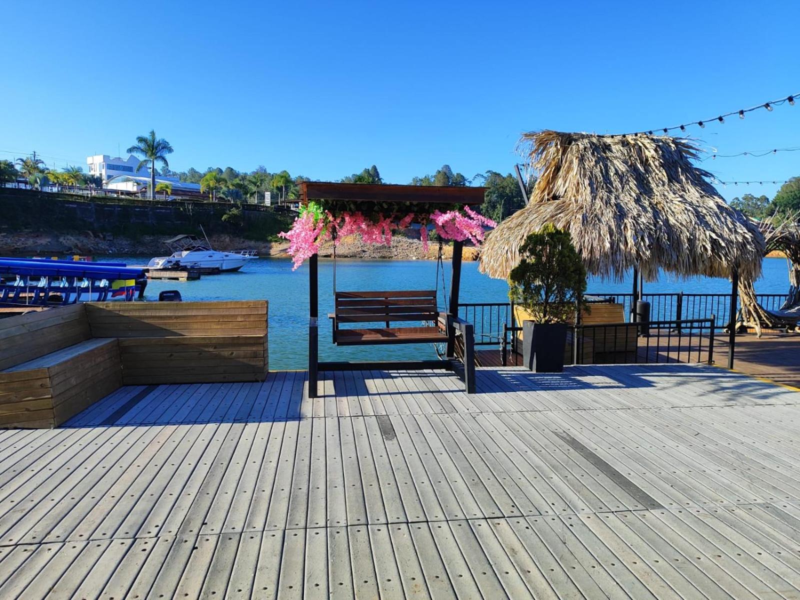 Hotel Aguas Abiertas Guatapé 外观 照片