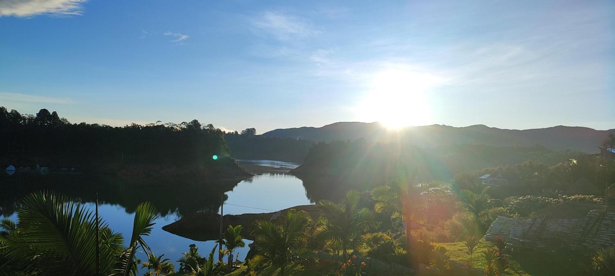 Hotel Aguas Abiertas Guatapé 外观 照片